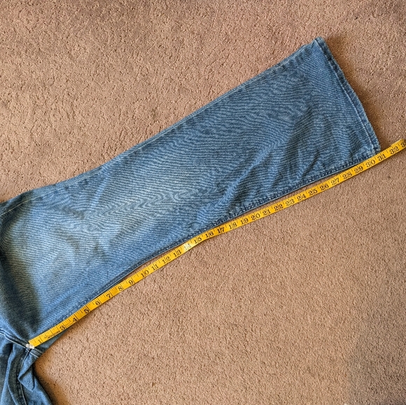 Old Navy high rise flare jeans - Picture 8 of 8